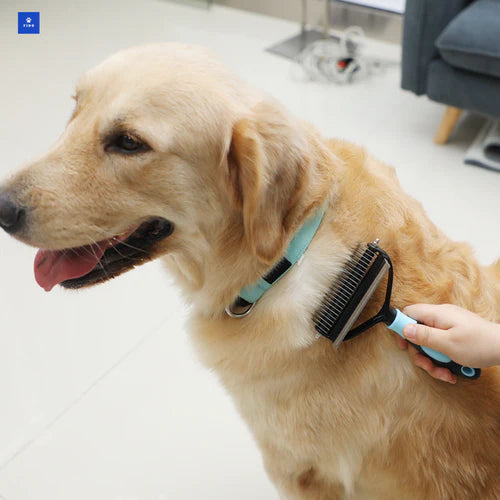 Multifunctional fur brush for dogs and cats - removes tangles easily and painlessly